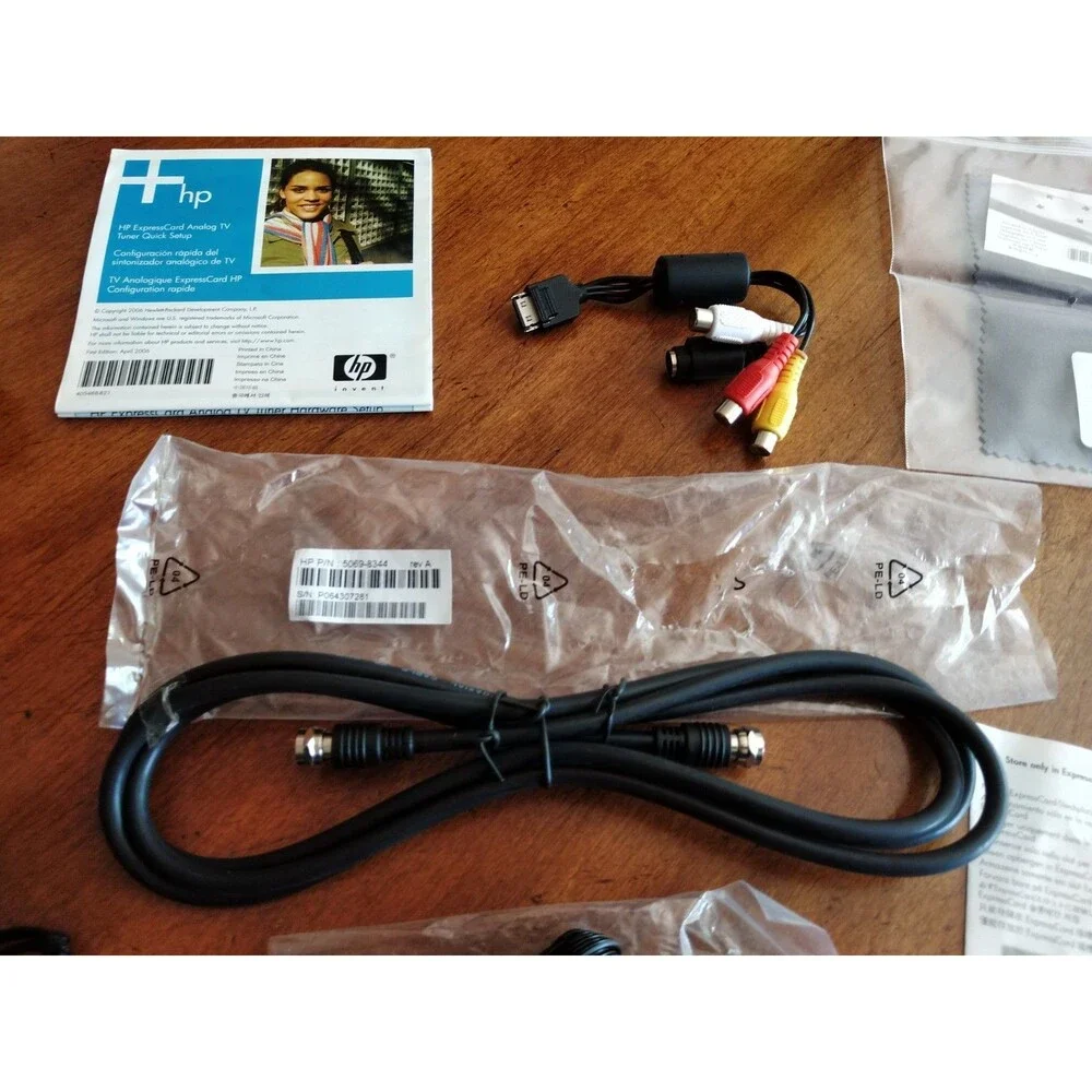 HP ExpressCard Analog TV Tuner Card RC680 418588-001 W/ Cords Remotes CDs etc